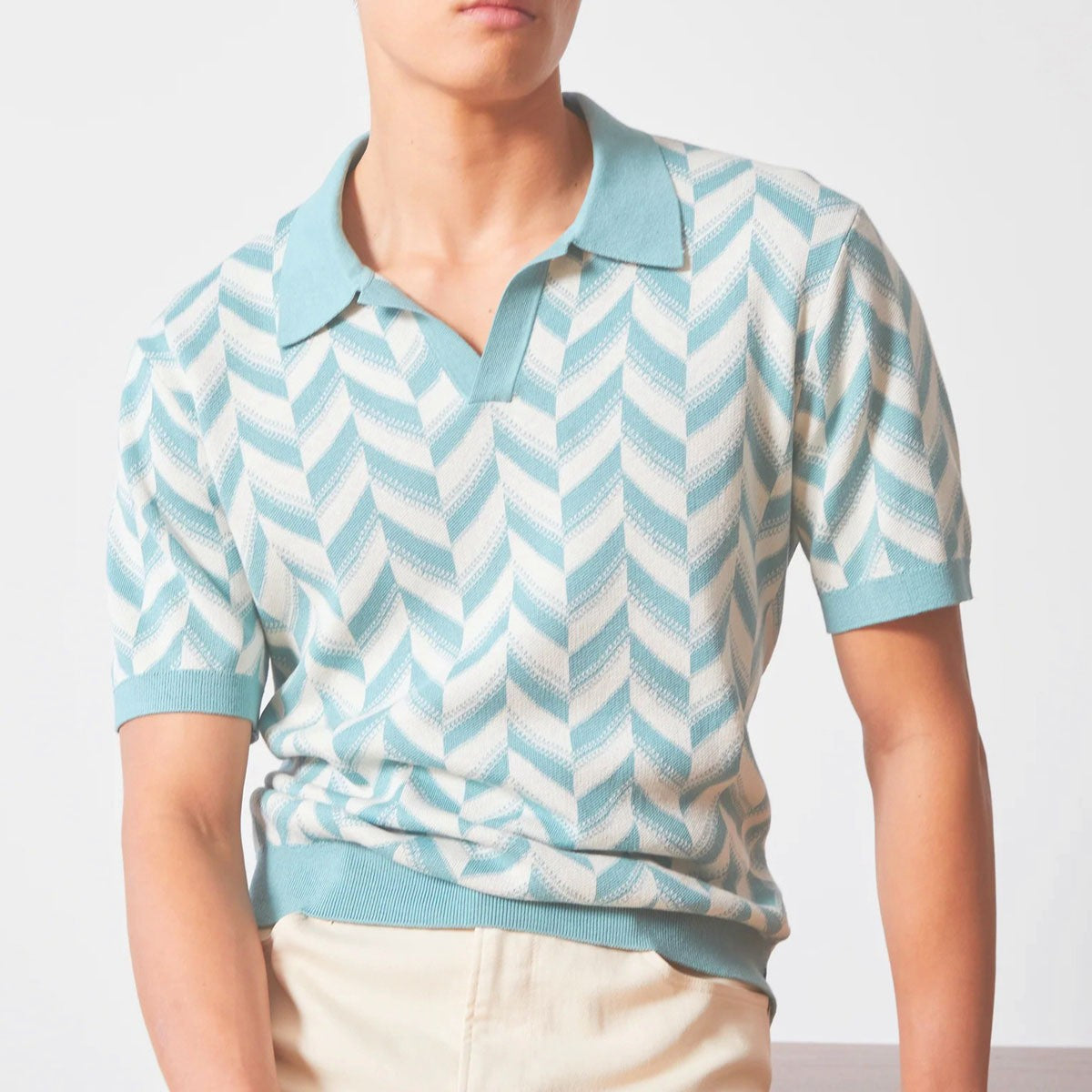 Men's Polo Shirt with Chevron Pattern – Relaxed Fit 1